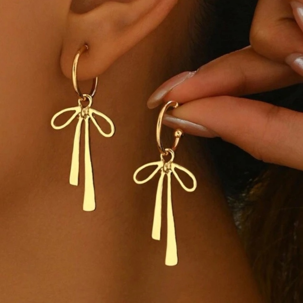 New bow tie earrings